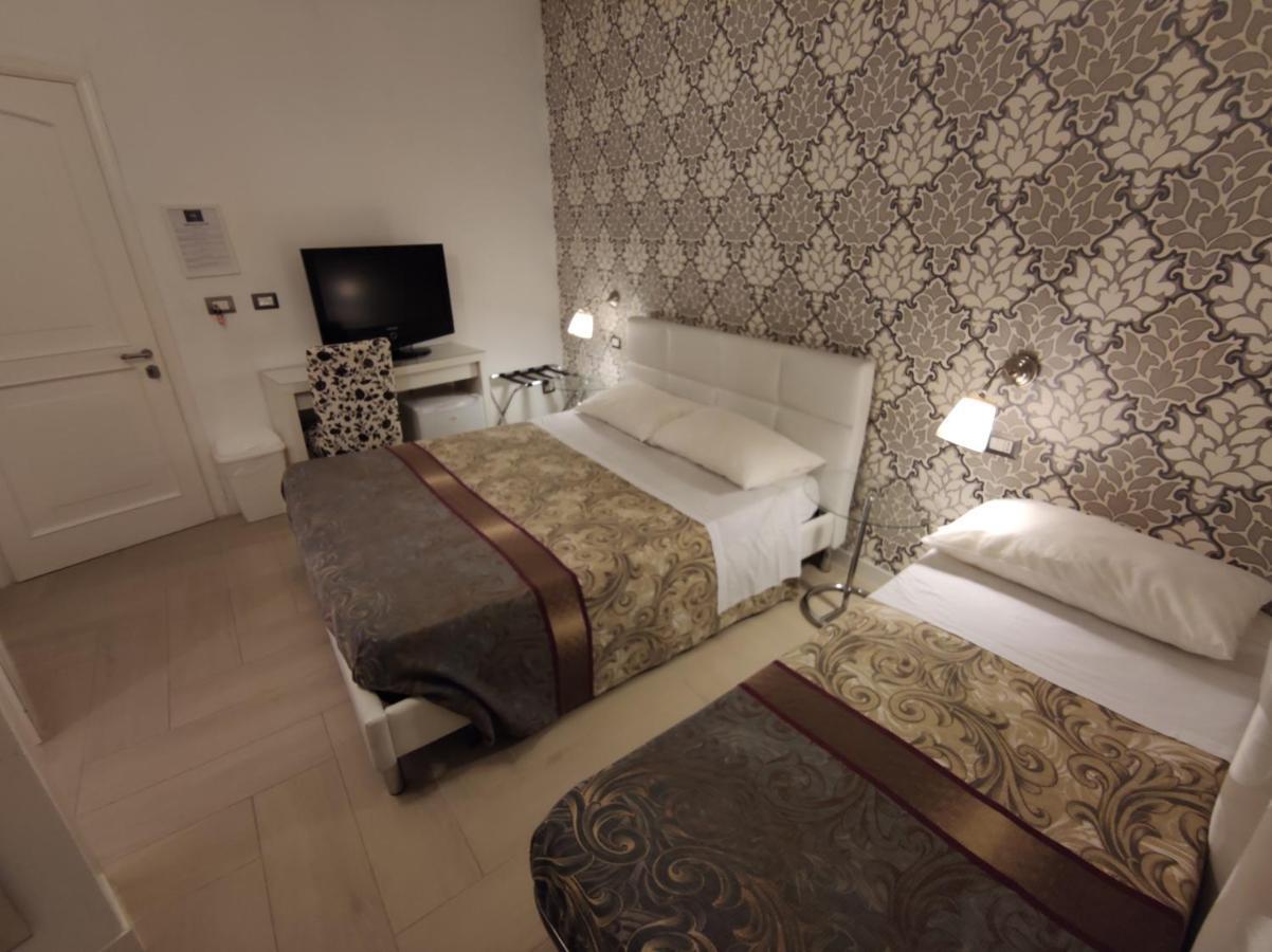 Sami Rooms - Teatro A 400 Mt - Ortigia A 1500 Mt - Syracuse Eksteriør billede