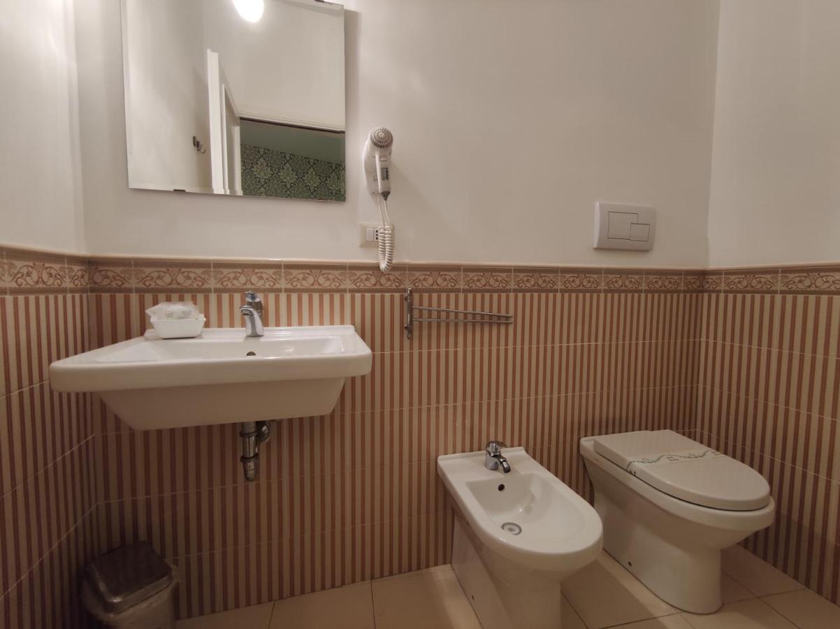 Sami Rooms - Teatro A 400 Mt - Ortigia A 1500 Mt - Syracuse Eksteriør billede