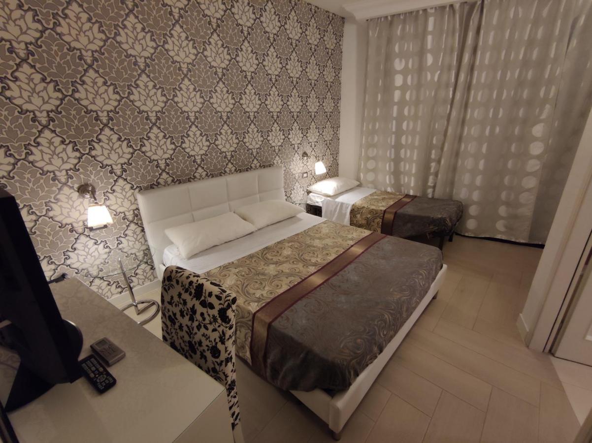 Sami Rooms - Teatro A 400 Mt - Ortigia A 1500 Mt - Syracuse Eksteriør billede