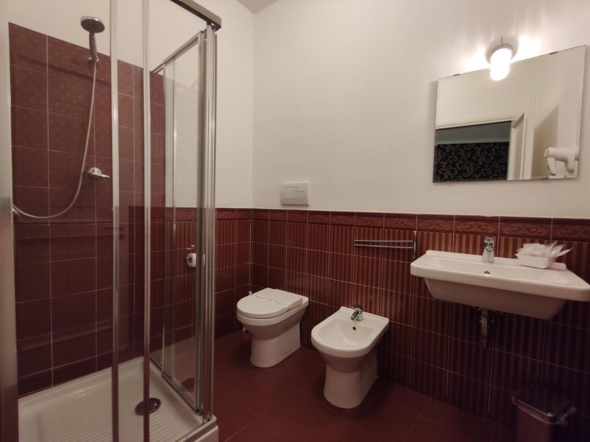 Sami Rooms - Teatro A 400 Mt - Ortigia A 1500 Mt - Syracuse Eksteriør billede
