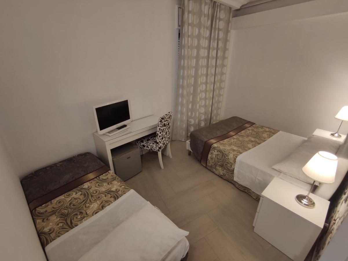 Sami Rooms - Teatro A 400 Mt - Ortigia A 1500 Mt - Syracuse Eksteriør billede
