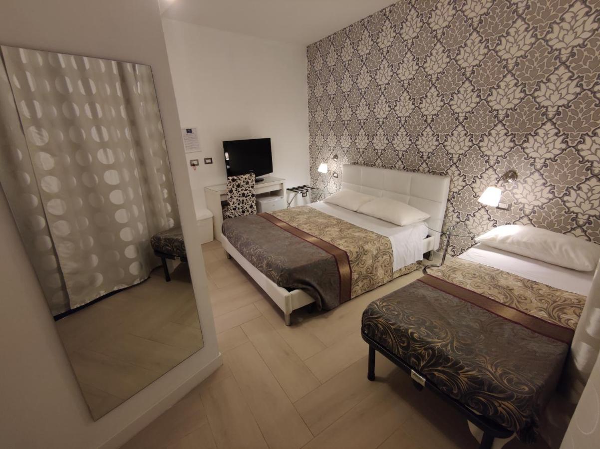 Sami Rooms - Teatro A 400 Mt - Ortigia A 1500 Mt - Syracuse Eksteriør billede